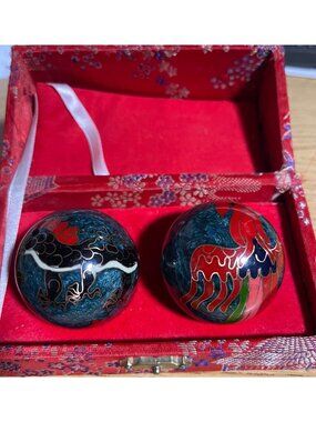 Chinese Stress Relief Baoding Balls Cloisonné Enamel & Red Ornamental Box READ
